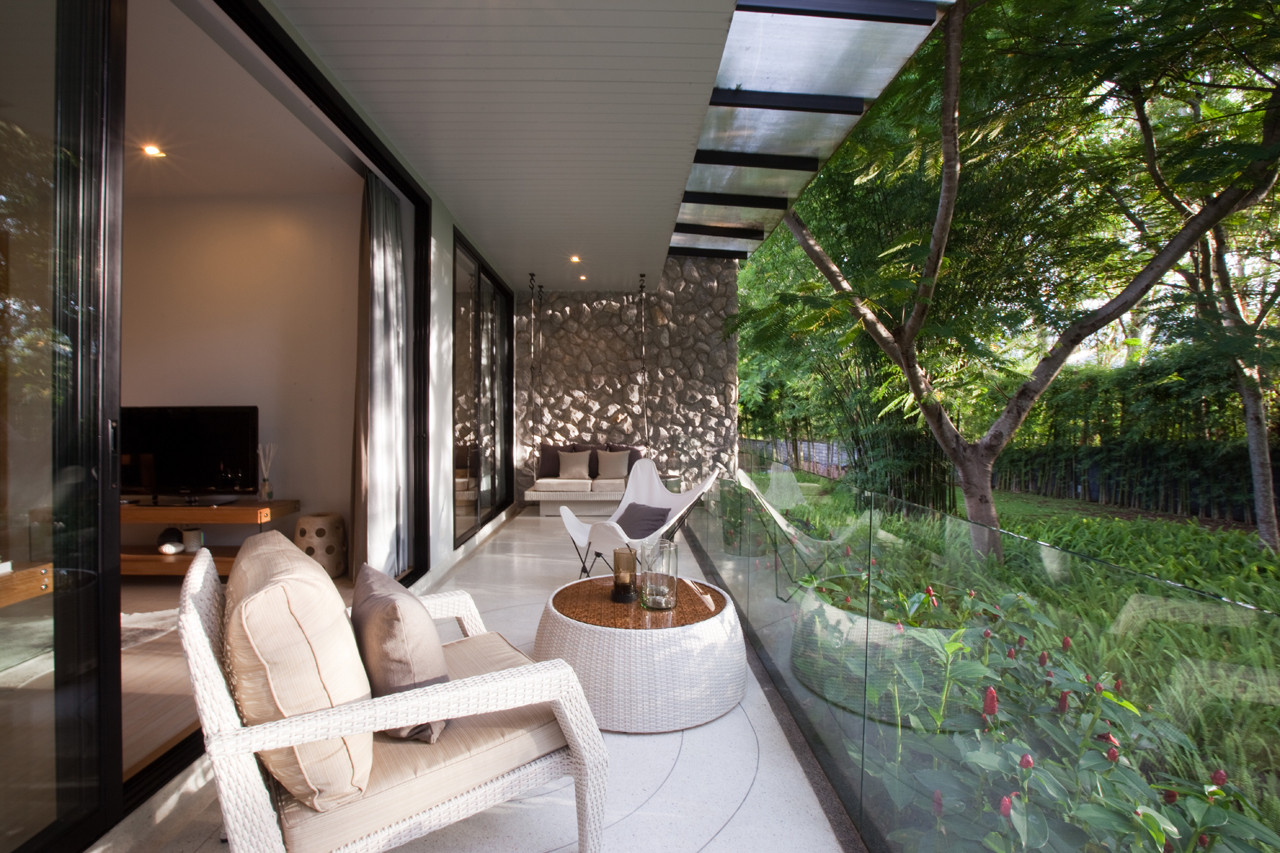 Botanica Sales Office & Showroom